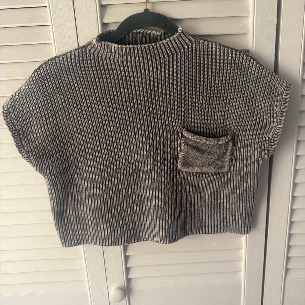 Zenana Outfitters Ribbed Knit Sweater in Brown
